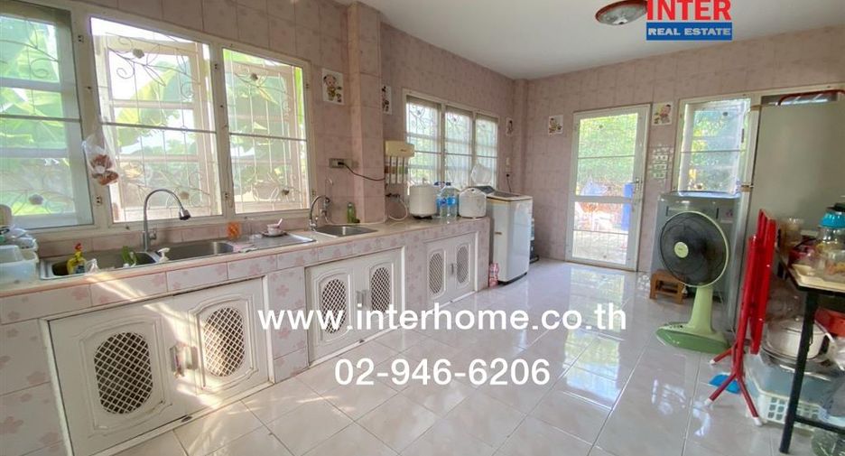 For sale 5 bedrooms house in Lam Luk Ka, Pathum Thani