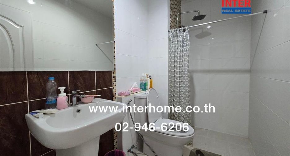 For sale 5 bedrooms retail Space in Khlong Sam Wa, Bangkok