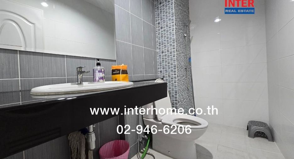 For sale 5 bedrooms retail Space in Khlong Sam Wa, Bangkok