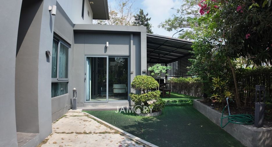 À vendre 4 chambres maison à East Pattaya, Pattaya