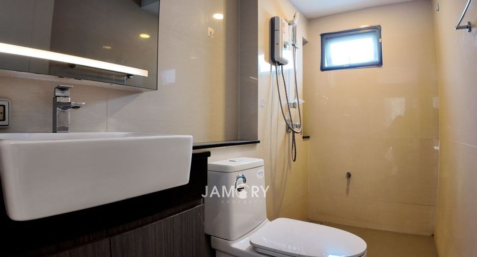 À vendre 4 chambres maison à East Pattaya, Pattaya