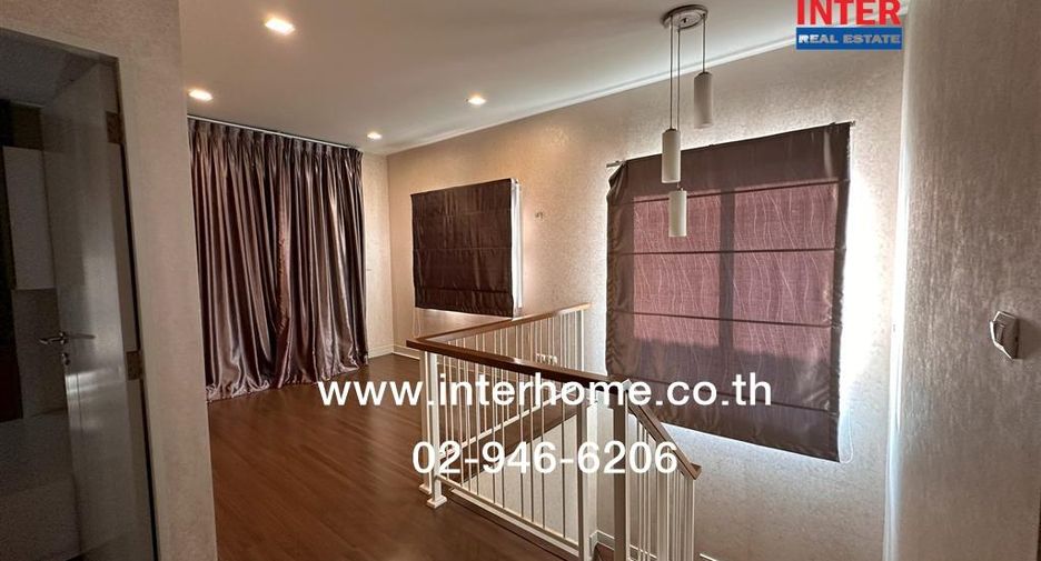 For sale 3 bedrooms house in Mueang Pathum Thani, Pathum Thani