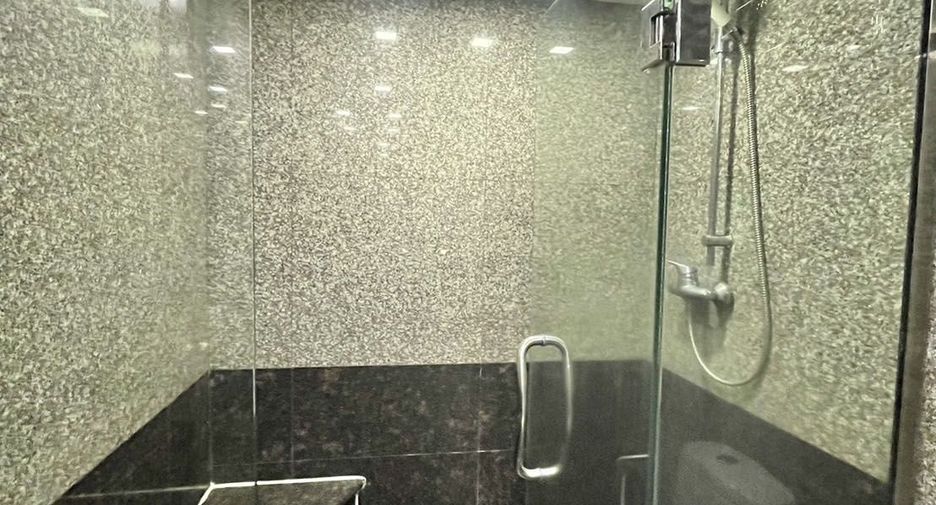 For rent and for sale studio condo in Mueang Chiang Mai, Chiang Mai