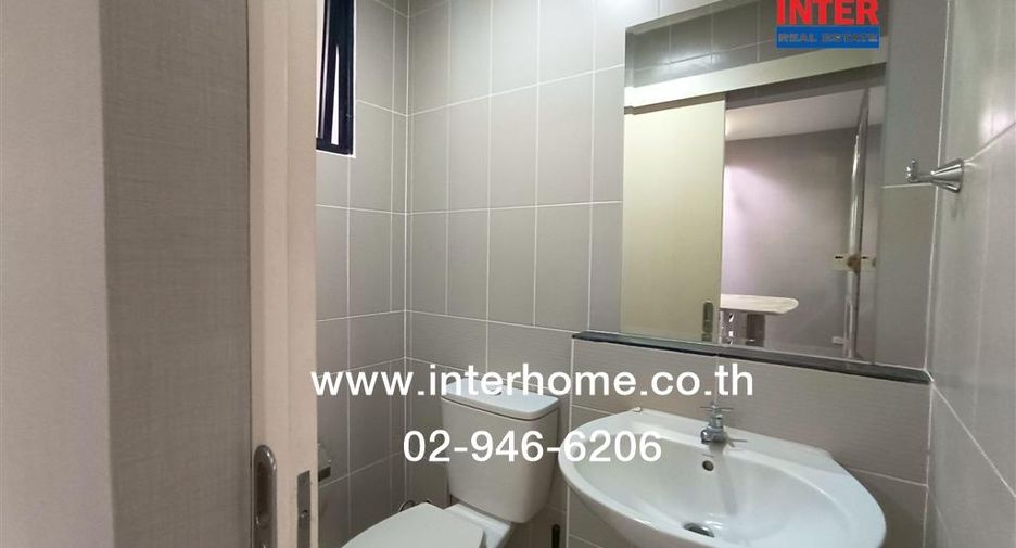 For rent and for sale 4 bedrooms townhouse in Bueng Kum, Bangkok