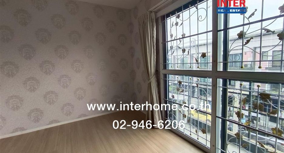 For rent and for sale 4 bedrooms townhouse in Bueng Kum, Bangkok