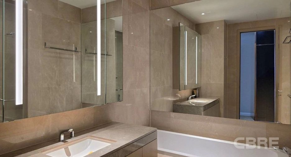 For rent 2 bedrooms condo in Khlong San, Bangkok