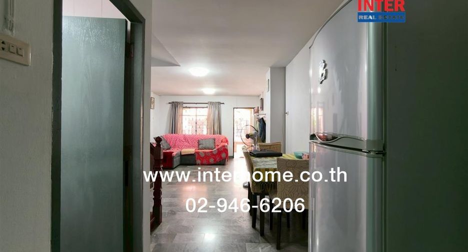 For sale 2 bedrooms townhouse in Khlong Sam Wa, Bangkok