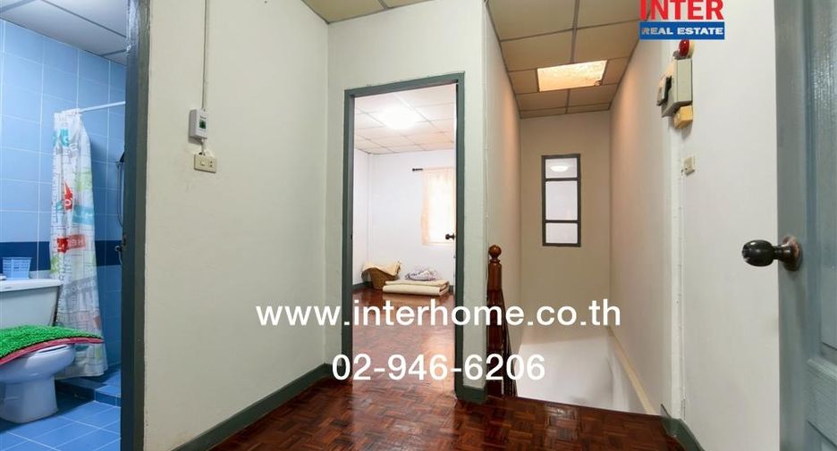 For sale 2 bedrooms townhouse in Khlong Sam Wa, Bangkok