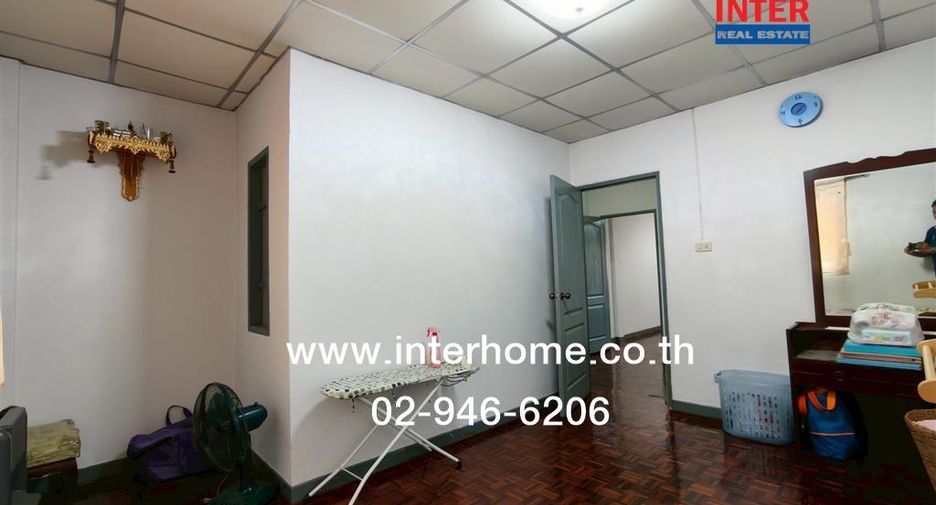 For sale 2 bedrooms townhouse in Khlong Sam Wa, Bangkok