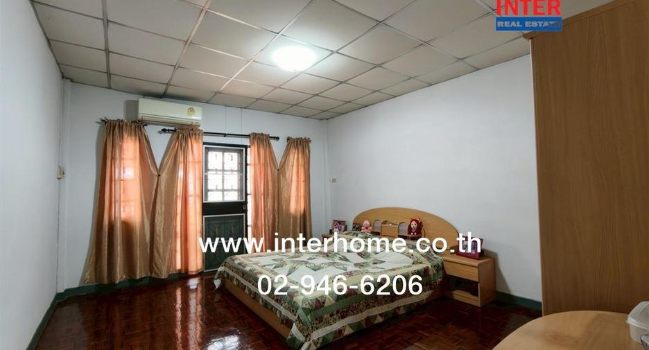 For sale 2 bedrooms townhouse in Khlong Sam Wa, Bangkok