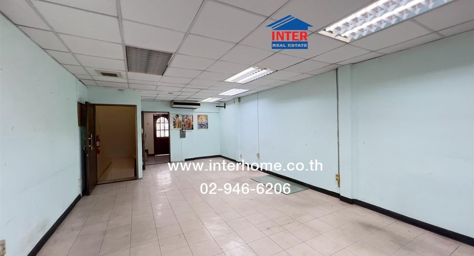 出售 商业空间 在 Khlong Luang, Pathum Thani
