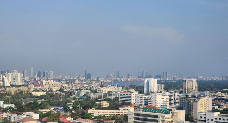 For sale 2 bedrooms condo in Sathon, Bangkok