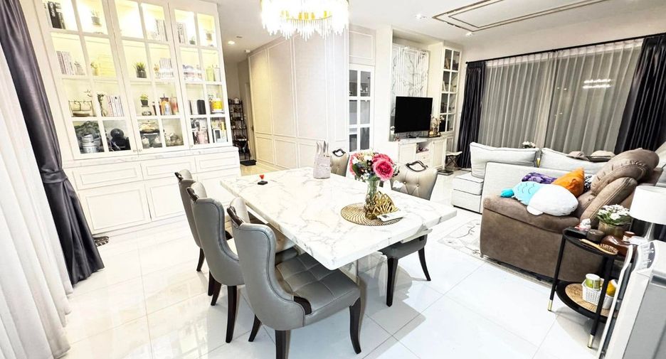For rent 4 bedrooms house in Saphan Sung, Bangkok