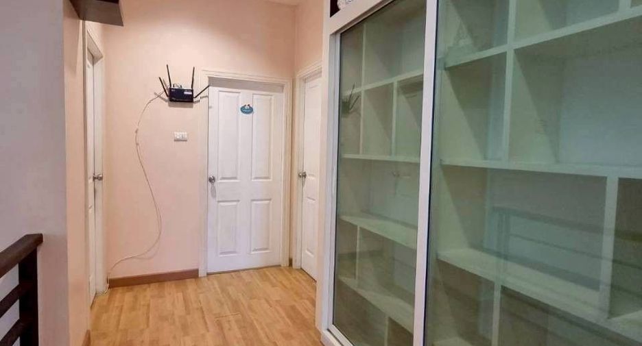 For sale 3 bedrooms house in Si Racha, Chonburi