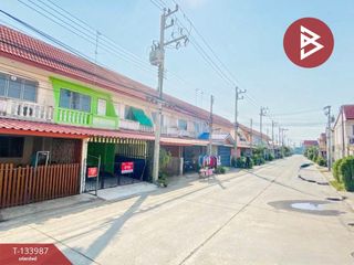For sale 2 bedrooms townhouse in Mueang Samut Sakhon, Samut Sakhon