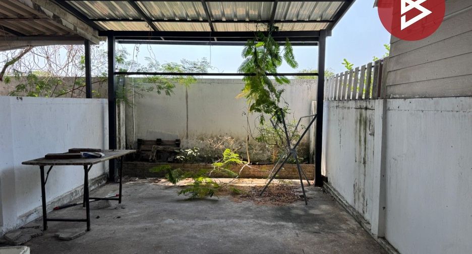 For sale 2 bedrooms townhouse in Bang Pakong, Chachoengsao