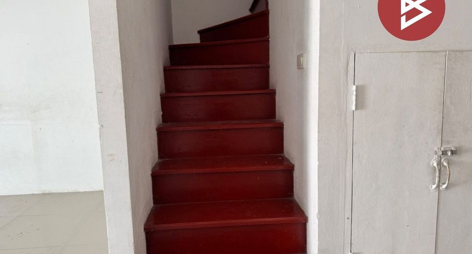 For sale 2 bedrooms townhouse in Bang Pakong, Chachoengsao
