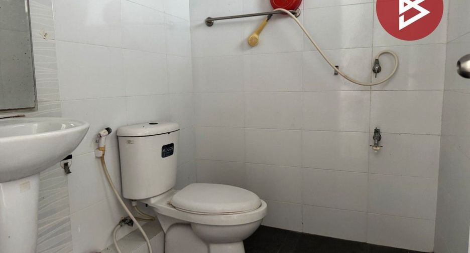 For sale 2 bedrooms townhouse in Bang Pakong, Chachoengsao