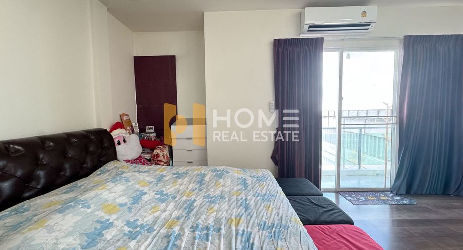 For sale 3 bedrooms townhouse in Prawet, Bangkok