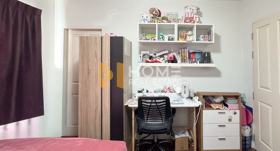 For sale 3 bedrooms townhouse in Prawet, Bangkok