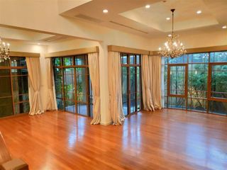 For rent 4 bedrooms house in Watthana, Bangkok