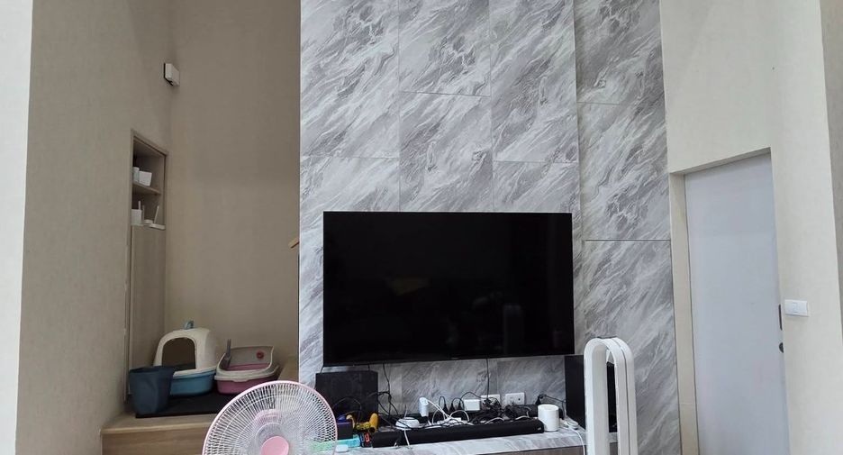 For sale 3 bedrooms house in Suan Luang, Bangkok