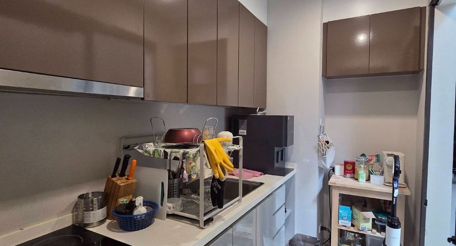 For sale 3 bedrooms house in Suan Luang, Bangkok