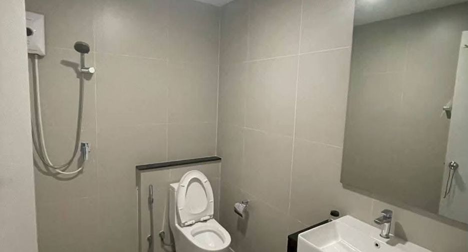 For sale 3 bedrooms house in Suan Luang, Bangkok