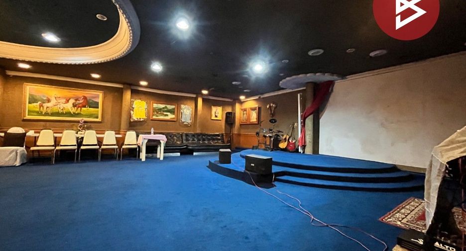 For sale 8 bedrooms retail Space in Bang Lamung, Chonburi