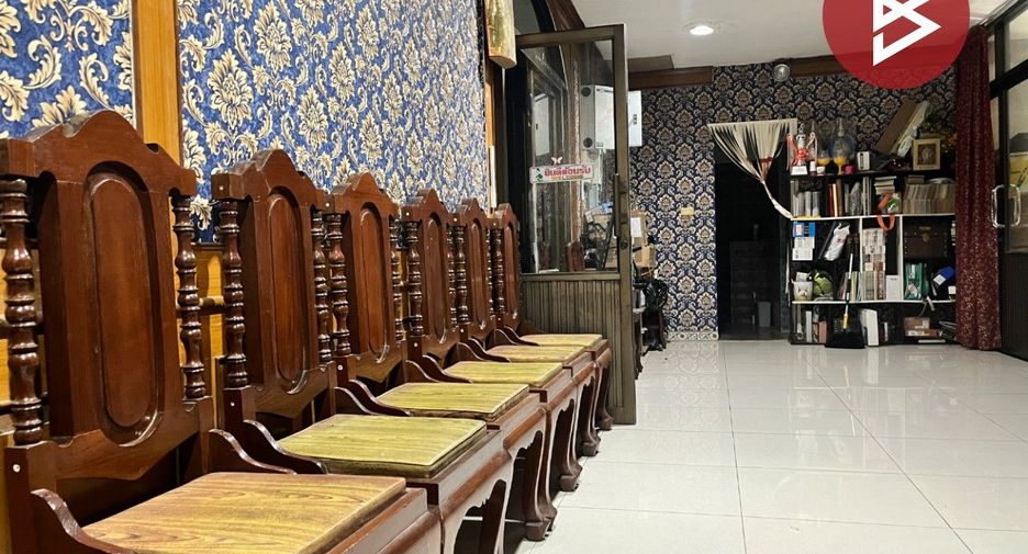 For sale 8 bedrooms retail Space in Bang Lamung, Chonburi