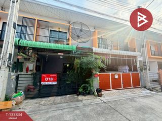 Reihenhaus zum Kauf mit 2 Zimmer in Si Racha, Chonburi