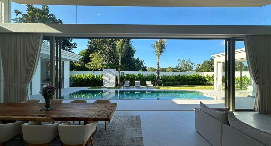 For sale 5 bedrooms villa in Thalang, Phuket