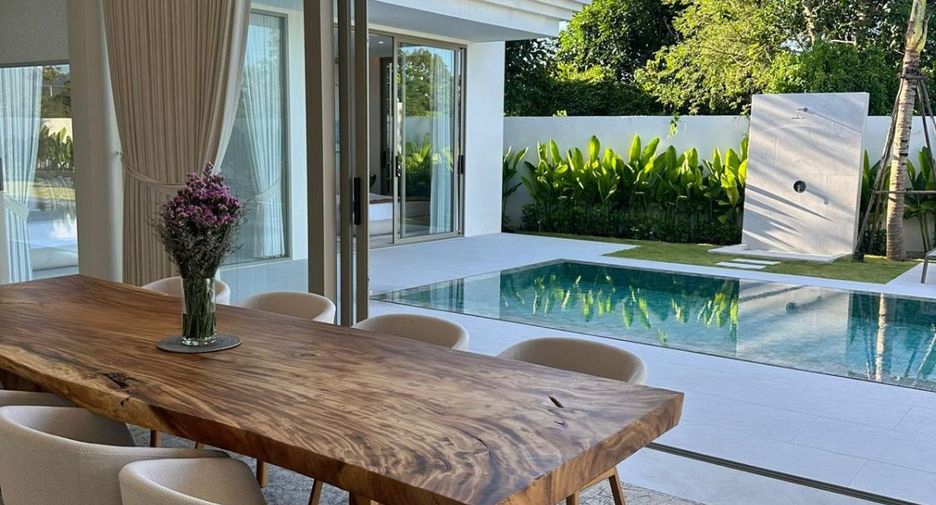 For sale 5 bedrooms villa in Thalang, Phuket