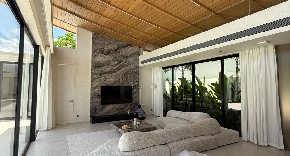For sale 5 bedrooms villa in Thalang, Phuket
