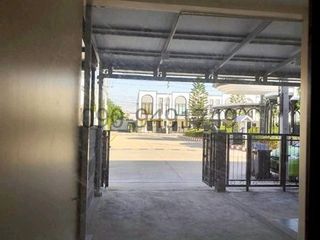 出租 3 卧室 联排别墅 在 Lam Luk Ka, Pathum Thani
