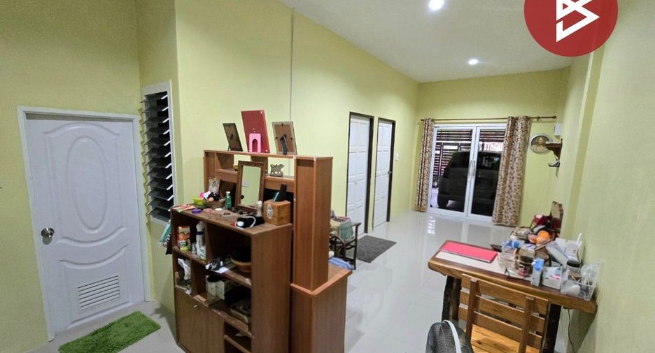 Reihenhaus zum Kauf mit 2 Zimmer in Mueang Chanthaburi, Chanthaburi