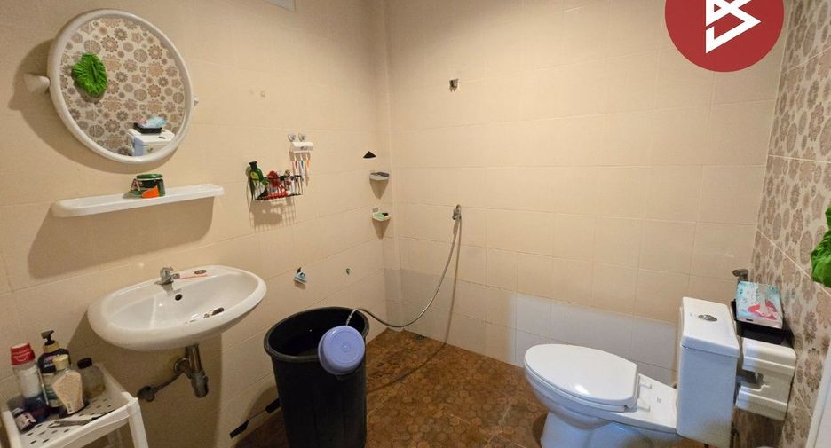 Reihenhaus zum Kauf mit 2 Zimmer in Mueang Chanthaburi, Chanthaburi
