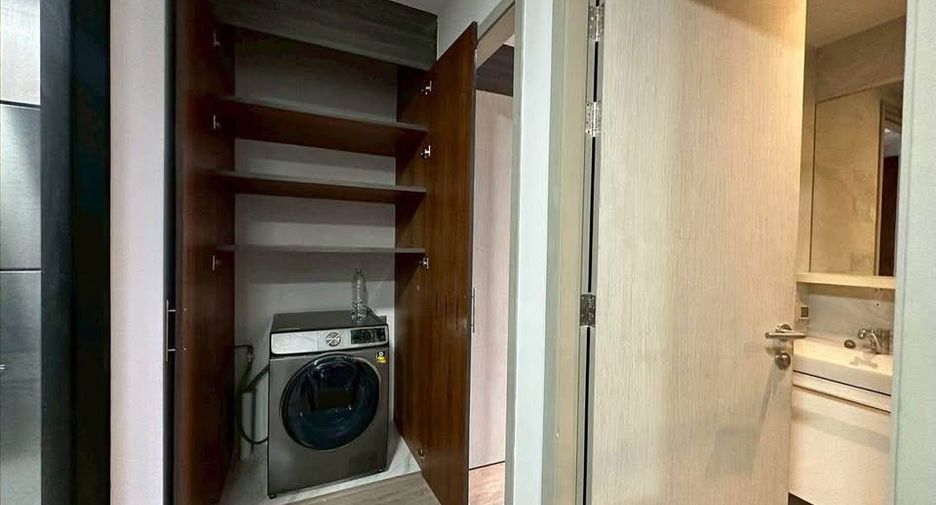 Продажа 2 спальни кондо в Щаттхана, Бангкок