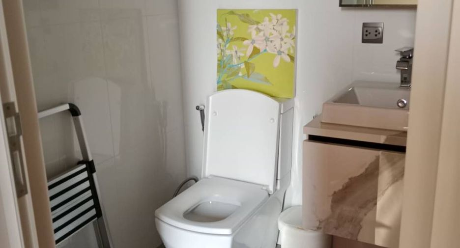 Wohnung zur Miete und zum Kauf mit 1 Zimmer in Phra Khanong, Bangkok