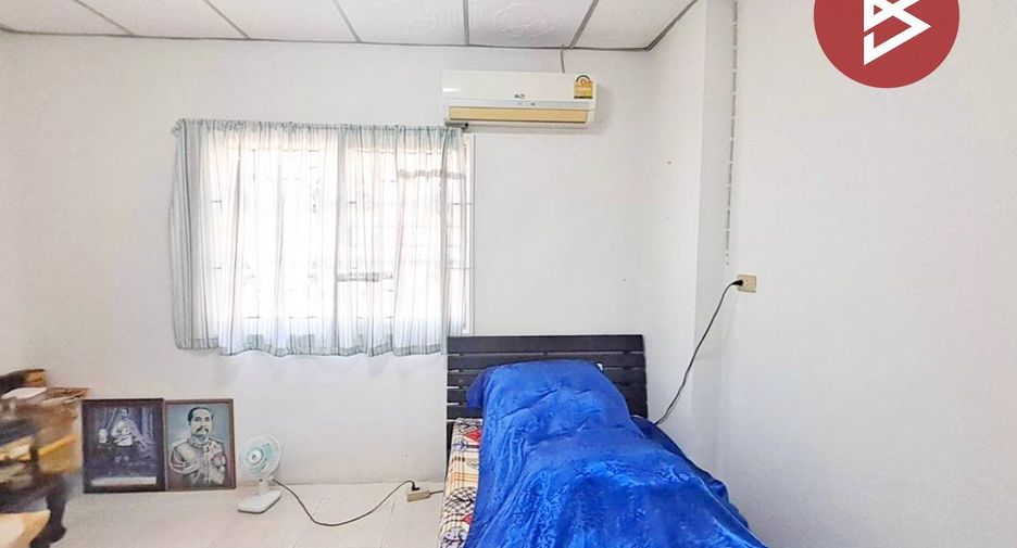 For sale 2 bedrooms townhouse in Mueang Samut Prakan, Samut Prakan