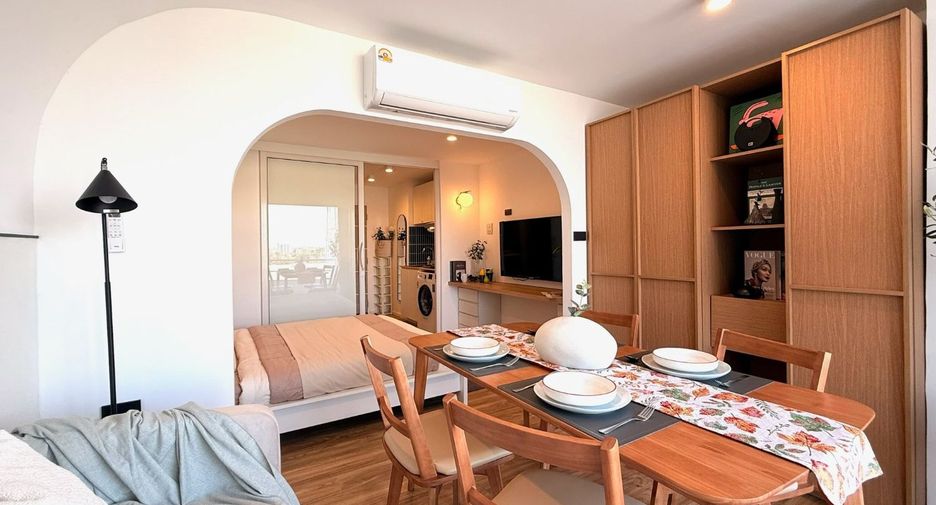 For sale studio condo in Mueang Chiang Mai, Chiang Mai