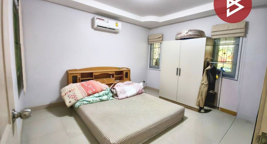 À vendre 2 chambres maison à Si Racha, Chonburi