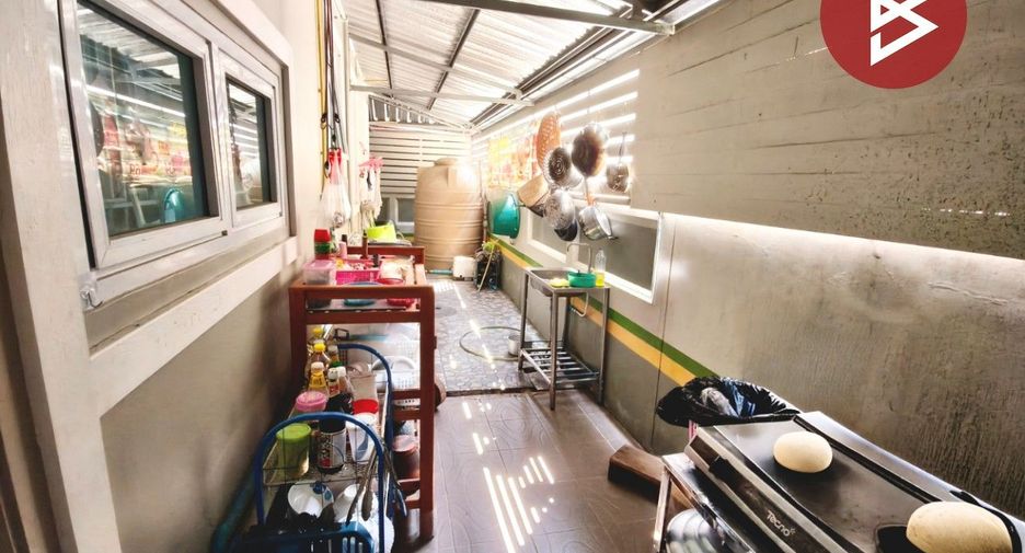 À vendre 2 chambres maison à Si Racha, Chonburi