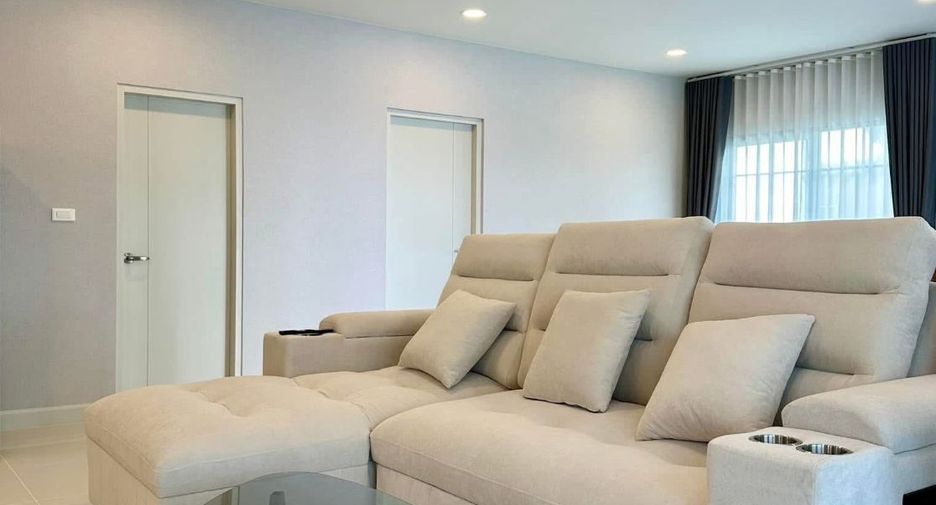 For rent 4 bedrooms house in Bang Phli, Samut Prakan
