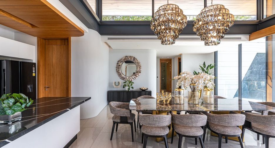 For sale 4 bedrooms villa in Thalang, Phuket