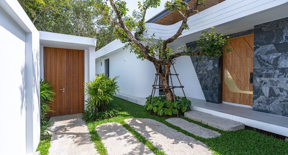 For sale 4 bedrooms villa in Thalang, Phuket