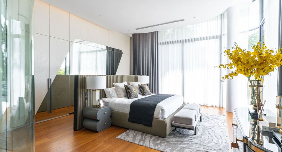 For sale 4 bedrooms villa in Thalang, Phuket