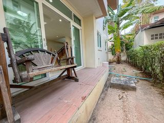 Casa en venta de 3 habitaciones en Si Racha, Chonburi