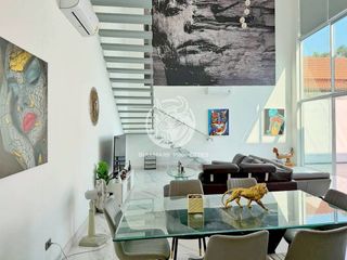 Villa en alquiler y en venta de 6 habitaciones en Bang Lamung, Chonburi