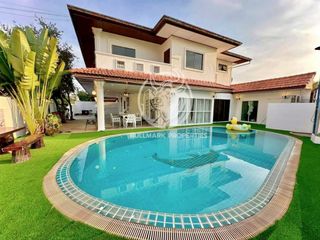 For rent 5 bedrooms house in Bang Lamung, Chonburi